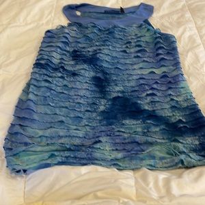Notations woman’s blue top. Size L.